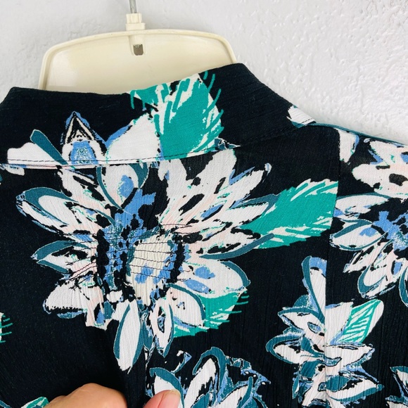 Free People Good Vibrations Button Down Blue Floral Blouse - XS - Picture 8 of 9